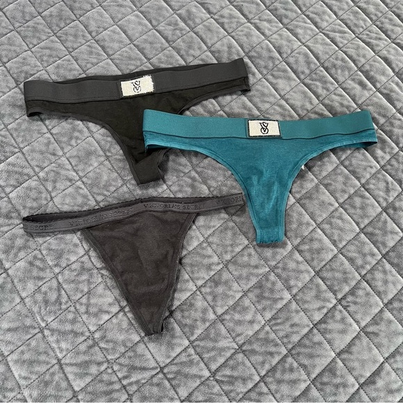 Victoria's Secret Thongs Womens Small Sexy Panties V String Rhinestones B13 - Picture 1 of 12